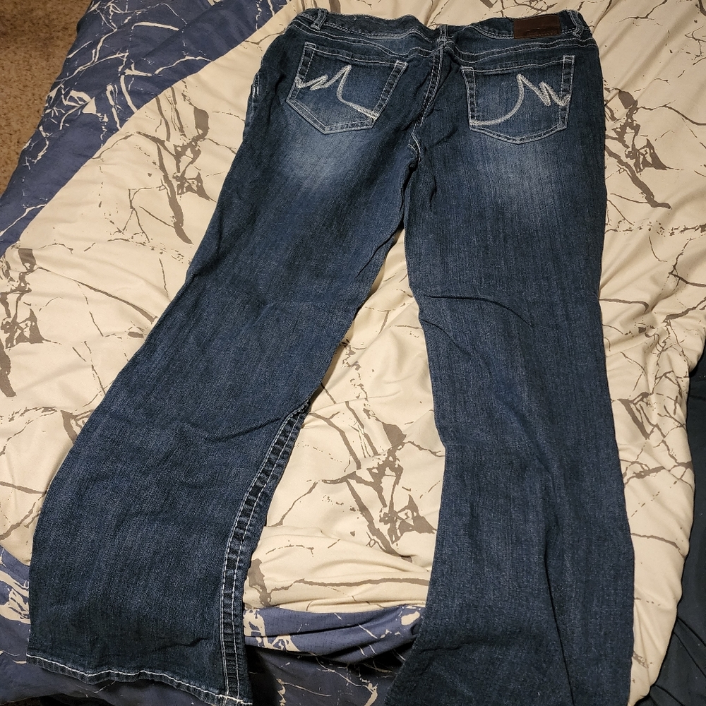 Maurices Jeans - Picture 2 of 2